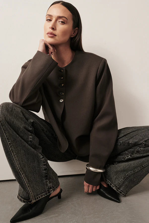 RYAN BITTER CHOC CROPPED BLAZER